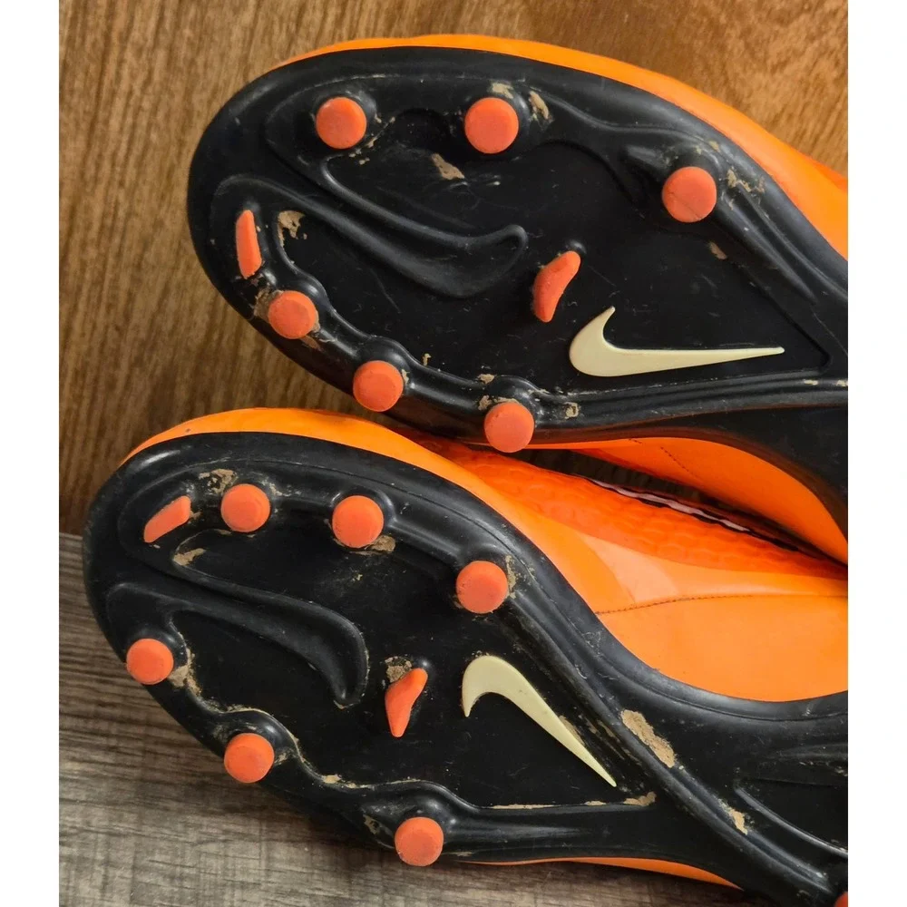 Nike Hypervenom Phantom Soccer Cleats Youth Size 3Y Orange